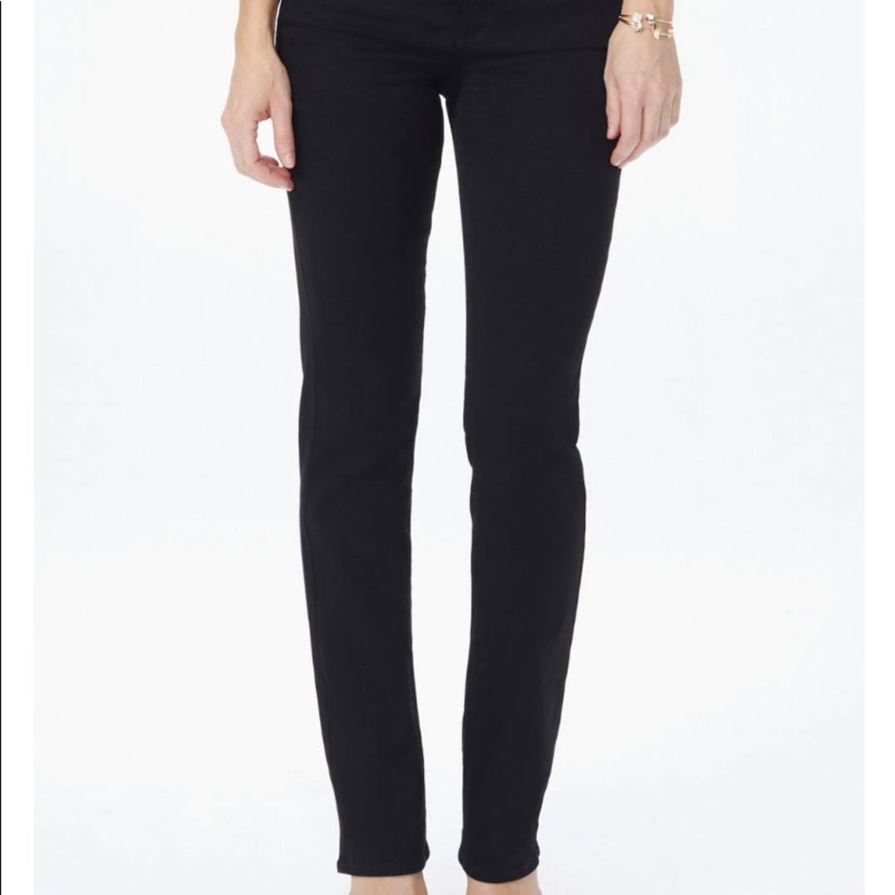 NYDJ Marilyn Straight Jean in Petite